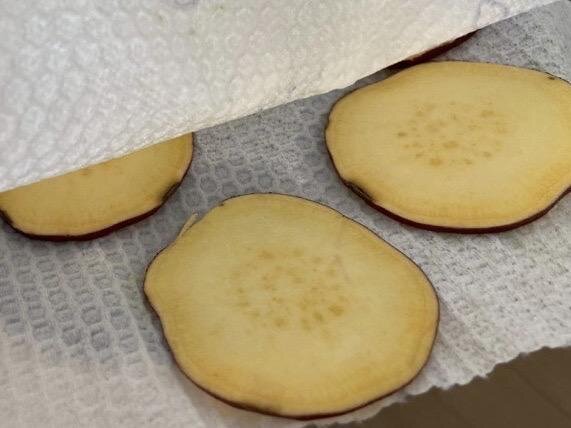 ノンオイルのヘルシーおやつ オーブンで簡単に作れる さつまいもチップス Michill Bygmo ミチル