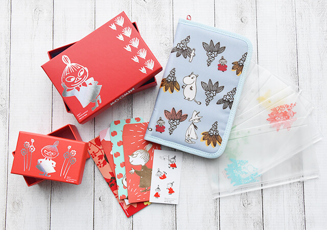 超豪華付録で2冊買い決定！ムーミンマルチポーチ＆リトルミイ雑貨7点セット♡InRed1月号