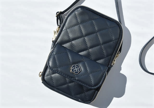 高級感ある上品ショルダーバッグ付録待ってた！クレイサスのスマホポーチが最強に可愛い♡