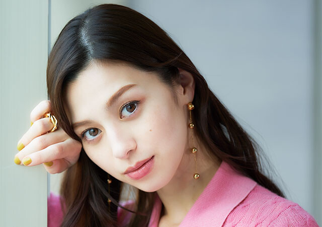 cover interview　中条あやみ