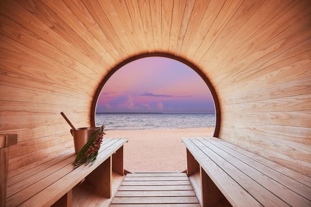 南の島のハーブに包まれてサウナ体験♡絶景の中ととのう贅沢時間
