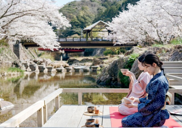 【長門湯本温泉】山口の人気温泉宿で四季を感じるお茶会体験♡手作りどらやきに舌鼓！