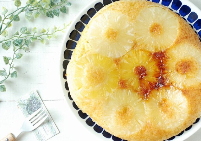 ホットケーキミックスとフライパンで簡単にできる！パイナップルアップ