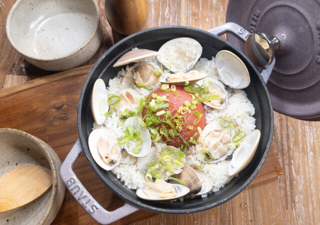 「トマトはこの食べ方が時短で激ウマ！」「一度食べたらやみつき」丸ごとトマトの炊き込みごはん