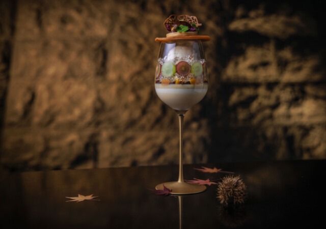 軽井沢で紅葉と一緒に楽しむ秋限定スイーツが見逃せない！日本酒×秋の味覚の贅沢パフェ