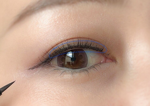 まさかのここを変えるだけで小顔が叶う！？小顔見せアイラインのコツ