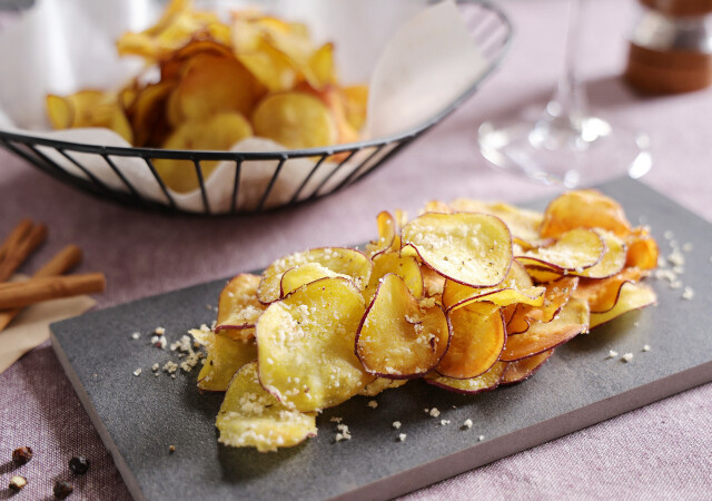 「フライパンで作れて簡単！」「おやつとおつまみ1回で二度おいしい！」さつまいもチップス