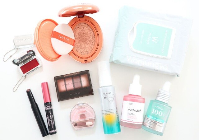 本当にコレは買ってよかった♡最近バズったコスメ10選