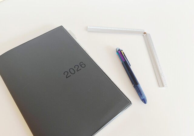 思考整理にはアナログも必要だった！2025年ミニマリストが「買ってよかった」文房具5選