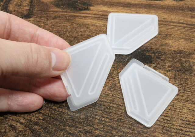 セリアのコレ考えた人天才すぎるって！いつの間にか漏れる余りを賢く保管！サンプル用クリップ