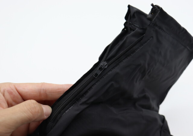 ダイソーで300円だけど買って大正解！雨の日もこれで安心♡繰り返し使える便利なカバー