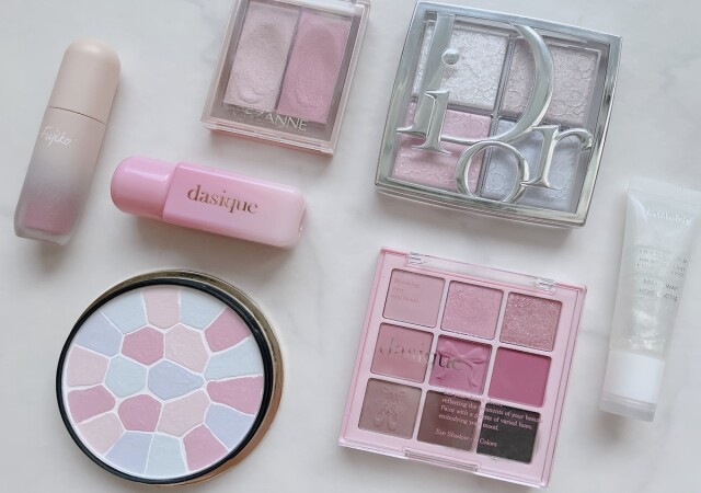 ブルベ夏の元CA美容ライターが選びました！2025年ベストコスメランキング