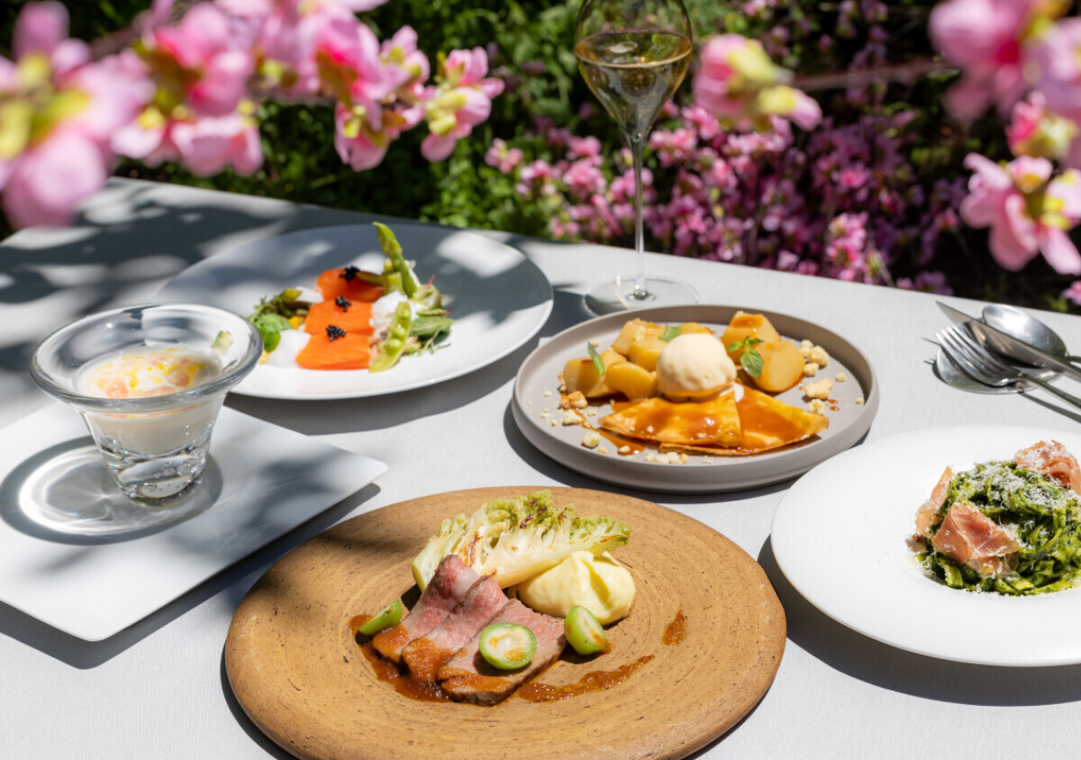 1日1組限定！山梨の貸切桃農園で優雅なお花見♡春を満喫する「桃源郷グランピングランチ」