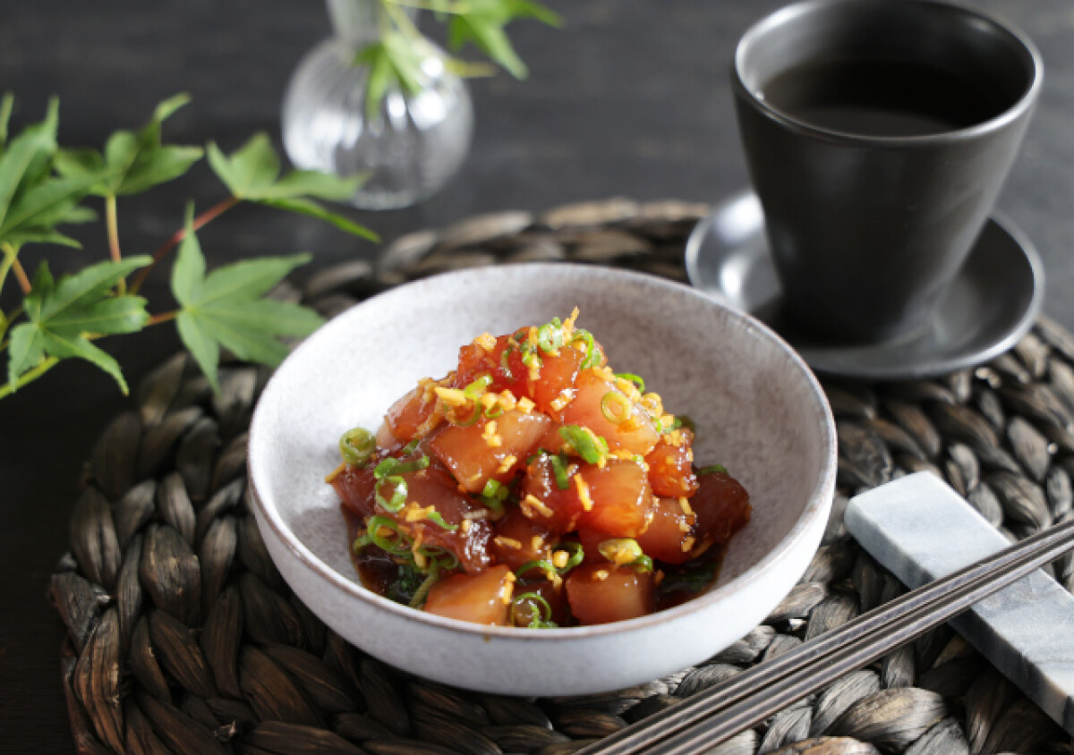 和えるだけ10分でできるのにいつものお刺身が全然違う！ごま油香る、まぐろの香味しょうが漬け