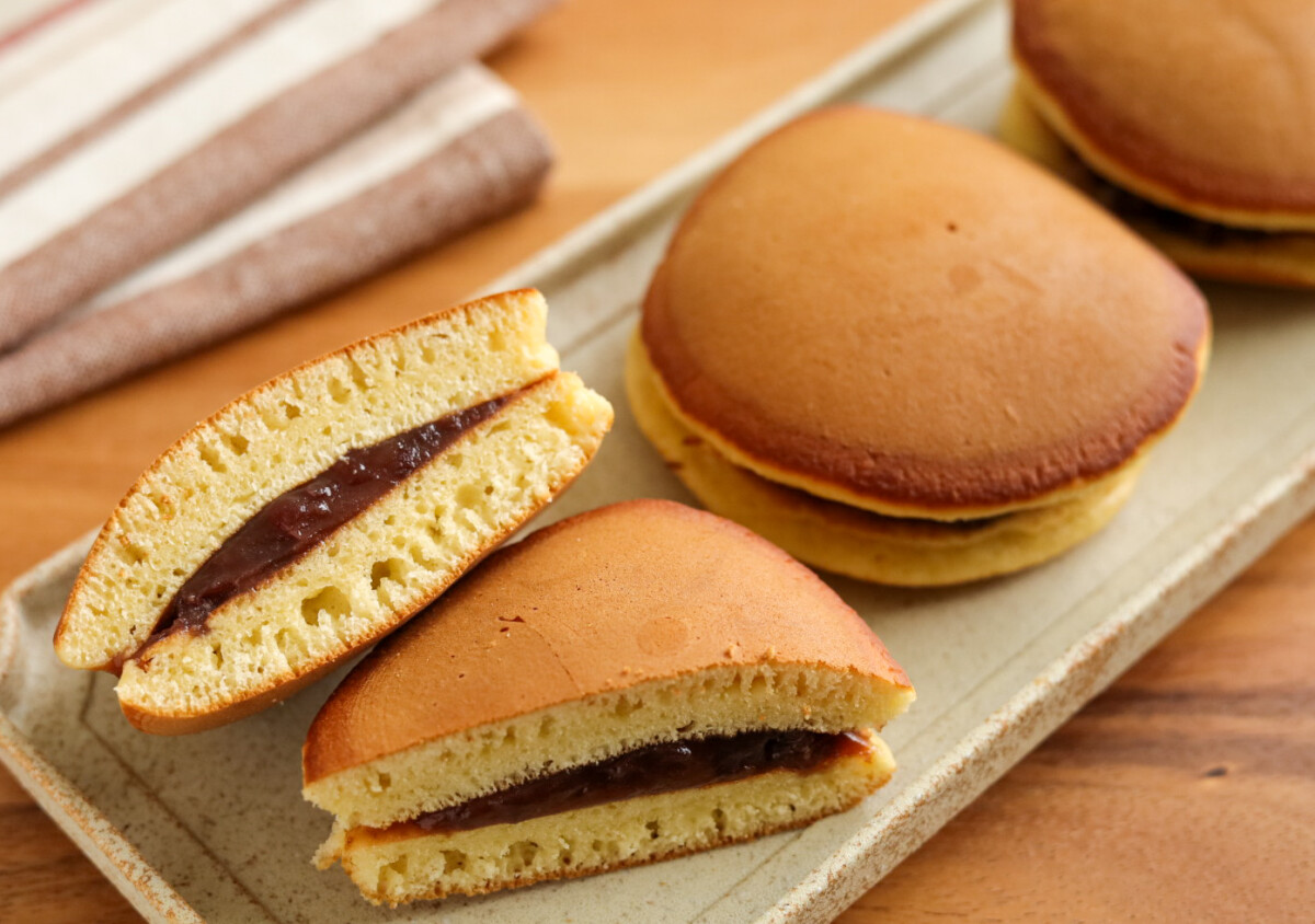 ホットケーキミックスを使えば超簡単！お店で売ってるみたいなしっとりもっちりのどら焼きレシピ