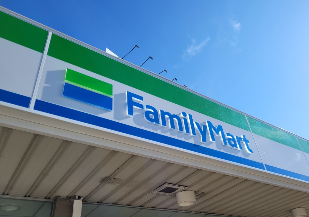 「ファミマのコレ絶対ウマいやつ！」中の人もおすすめ！辛さがヤミツキの推しグルメ5連発