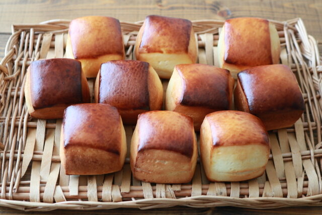 パン作り初心者さんにおすすめ おうちで作れる小さくてほんのり甘いパンのレシピ Michill ミチル