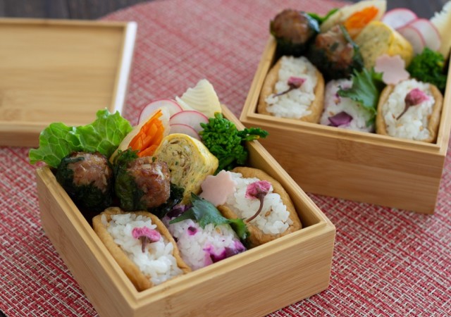桜と春の食材で簡単なのに豪華に見える 気分だけでも味わいたい 今年のお花見弁当 Michill Bygmo ミチル