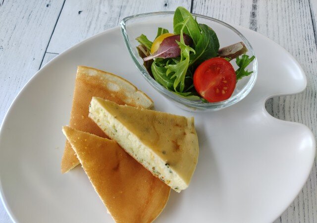 ワンボウルで混ぜるだけ ホットケーキミックスとスープの素で元気が出る朝パンケーキ Michill ミチル