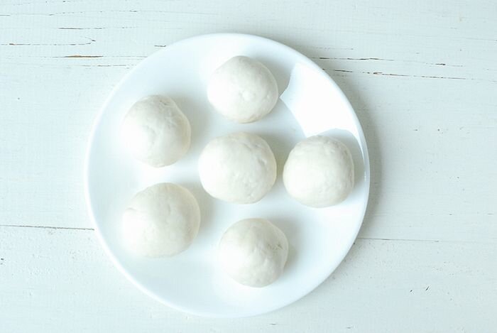 サクもちとろ り ホットケーキミックスで簡単に作れる 韓国の人気おやつ チーズボール Michill Bygmo ミチル