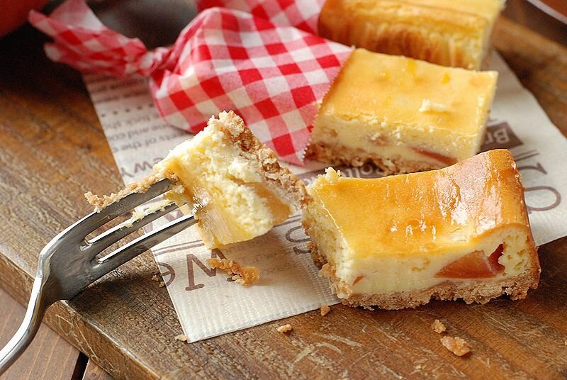 潰して混ぜて焼くだけの簡単3ステップ りんごのスティックチーズケーキ Michill Bygmo ミチル